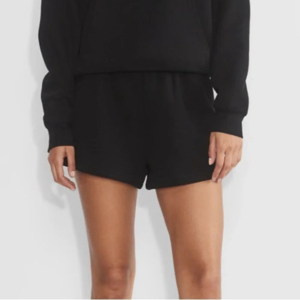 TNA Cozy Sweat Shorts size xxs Black - Picture 1 of 4